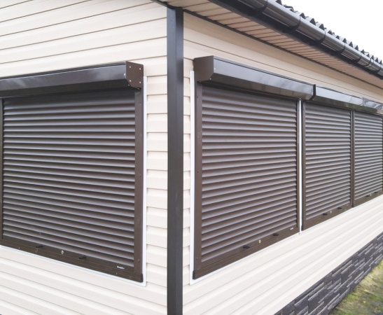 Рольставни на окна в Беслане