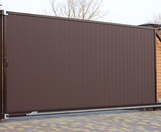 Откатные ворота в Беслане