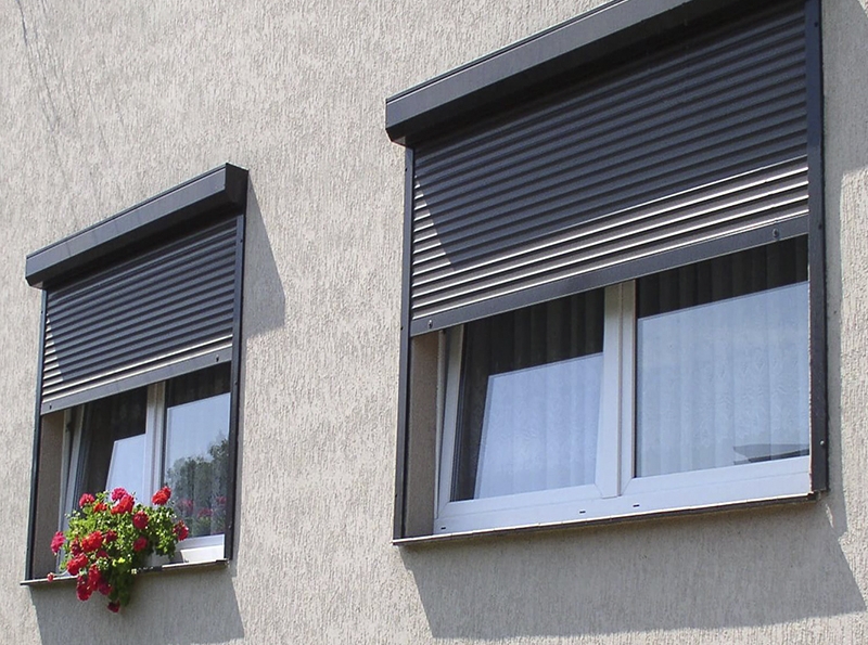 На окна в Беслане